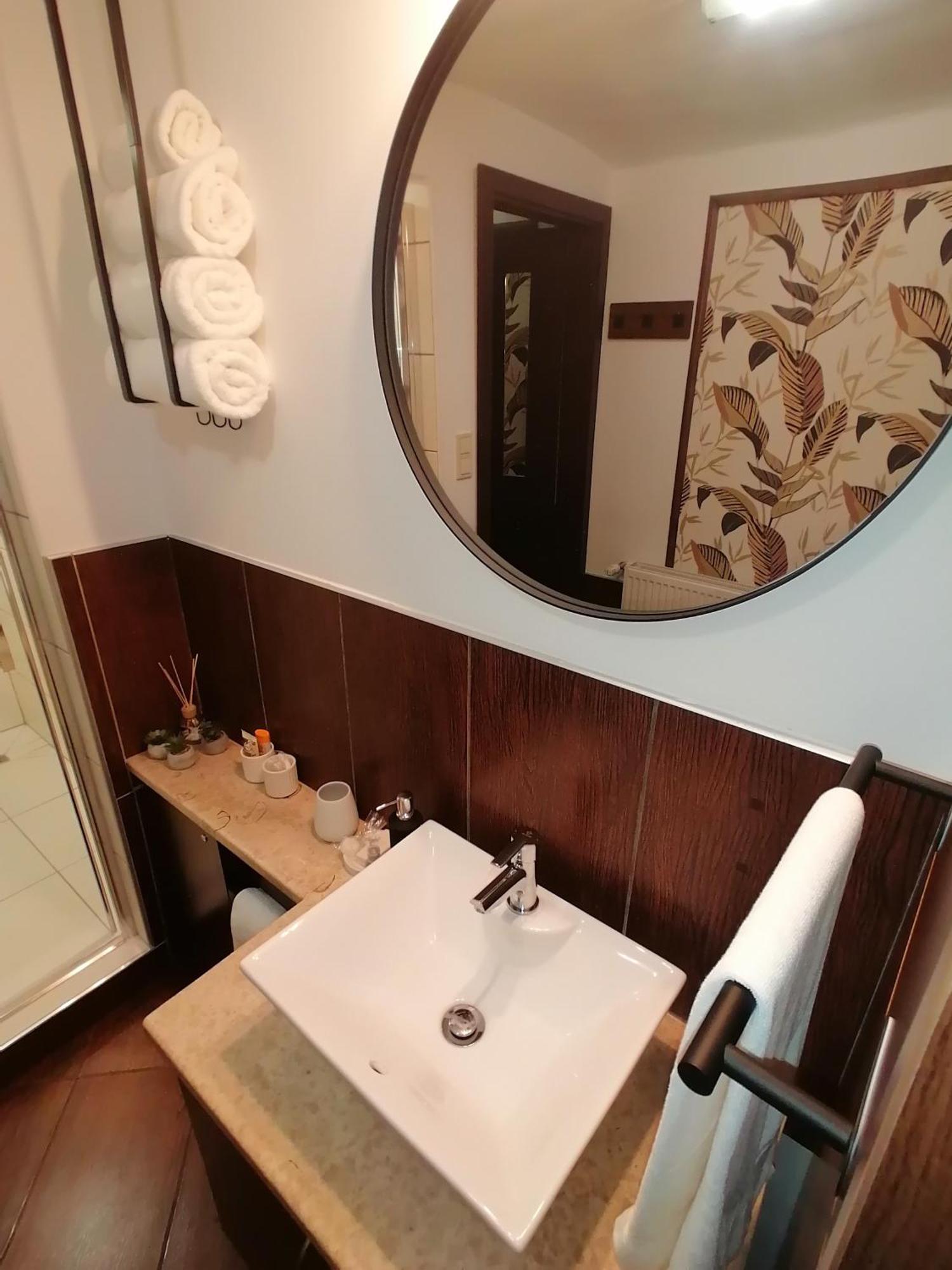 Mohacs Korona Apartman Екстер'єр фото